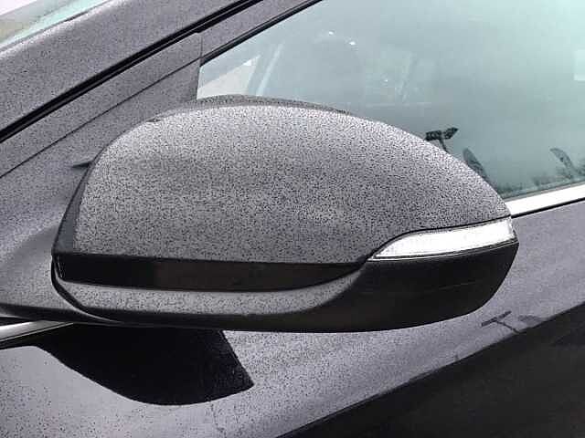 Hyundai Ioniq 100kW Premium SE 38kWh 5dr Auto