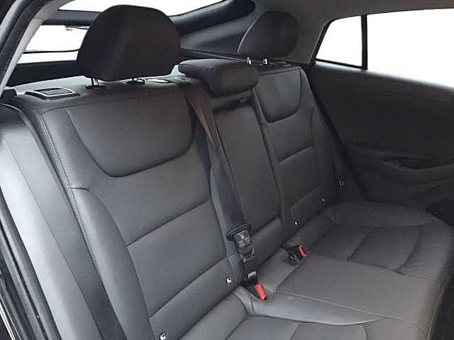 Hyundai Ioniq 100kW Premium SE 38kWh 5dr Auto