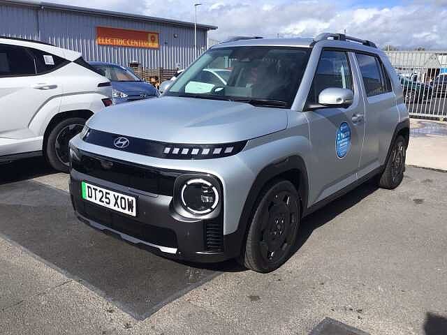 Hyundai INSTER 85kW Cross 49kWh 5dr Auto Silver