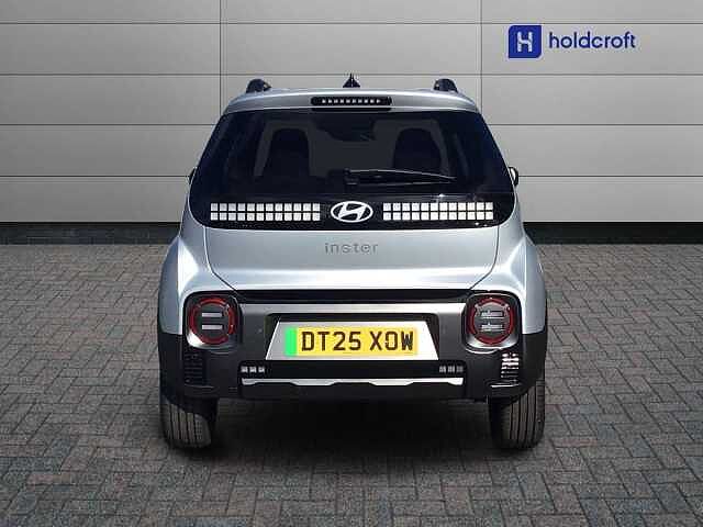 Hyundai INSTER 85kW Cross 49kWh 5dr Auto Silver