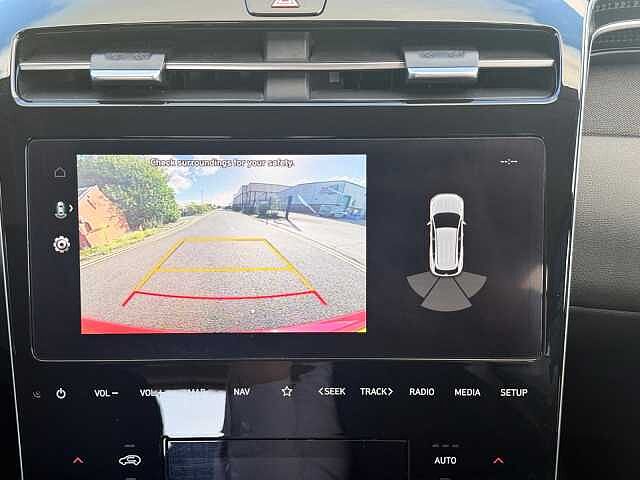 Hyundai TUCSON 1.6 TGDi 48V MHD SE Connect 5dr 2WD DCT Red