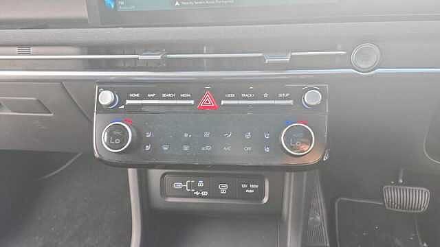 Hyundai TUCSON 1.6T-GDI MILD HYBRID ULTIMATE 5DR AUTOMATIC Serenity White