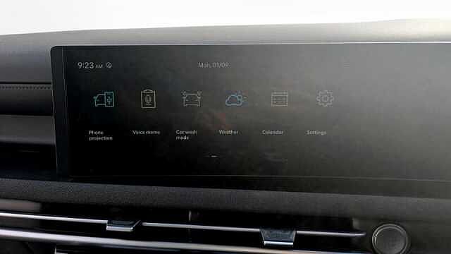 Hyundai TUCSON 1.6T-GDI MILD HYBRID ULTIMATE 5DR AUTOMATIC Serenity White