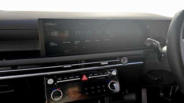 Hyundai TUCSON 1.6T-GDI MILD HYBRID ULTIMATE 5DR AUTOMATIC Serenity White