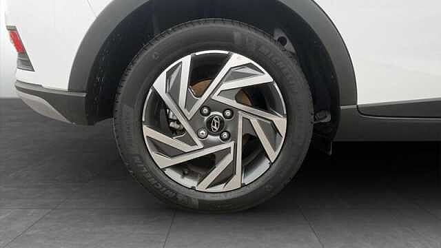 Hyundai BAYON 1.0T-GDI ADVANCE 5DR Atlas White