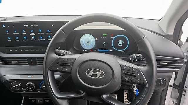 Hyundai BAYON 1.0T-GDI ADVANCE 5DR Atlas White