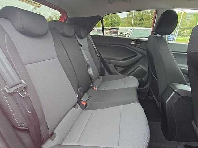 Hyundai I20 1.2 PREMIUM NAV 5DR Tomato Red