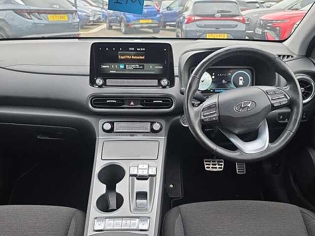 Hyundai KONA 64KWH PREMIUM 5DR AUTOMATIC Blue