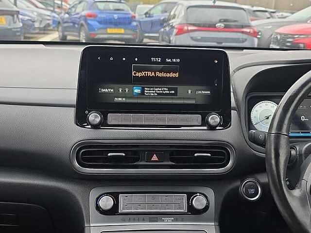 Hyundai KONA 64KWH PREMIUM 5DR AUTOMATIC Blue