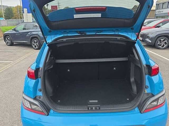 Hyundai KONA 64KWH PREMIUM 5DR AUTOMATIC Blue