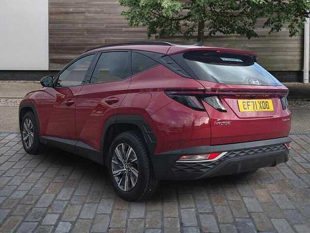 Hyundai TUCSON 1.6T-GDI SE CONNECT 5DR Red