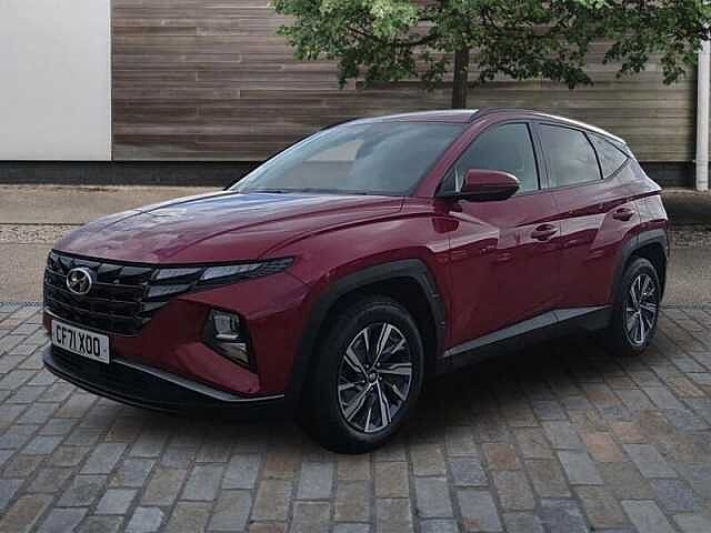 Hyundai TUCSON 1.6T-GDI SE CONNECT 5DR Red