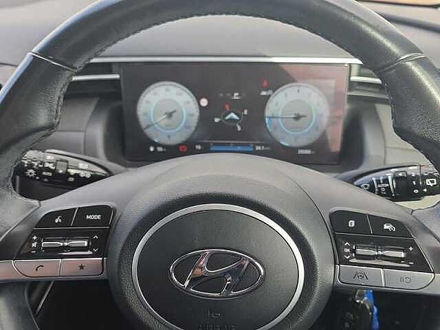 Hyundai TUCSON 1.6T-GDI SE CONNECT 5DR Red