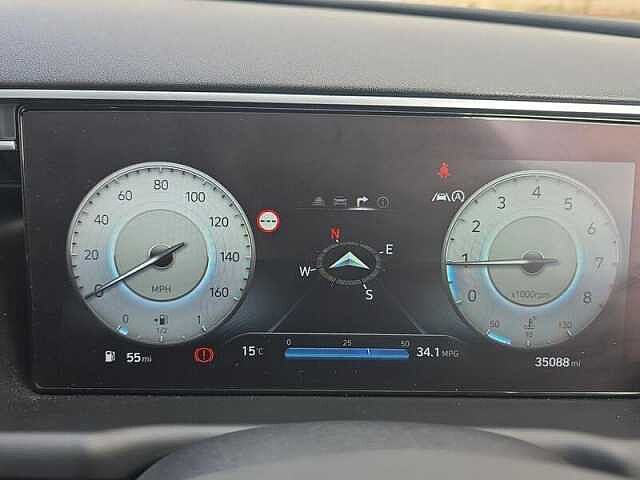 Hyundai TUCSON 1.6T-GDI SE CONNECT 5DR Red