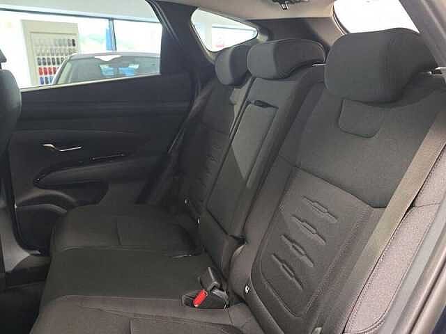 Hyundai TUCSON 1.6T-GDI SE CONNECT 5DR Red