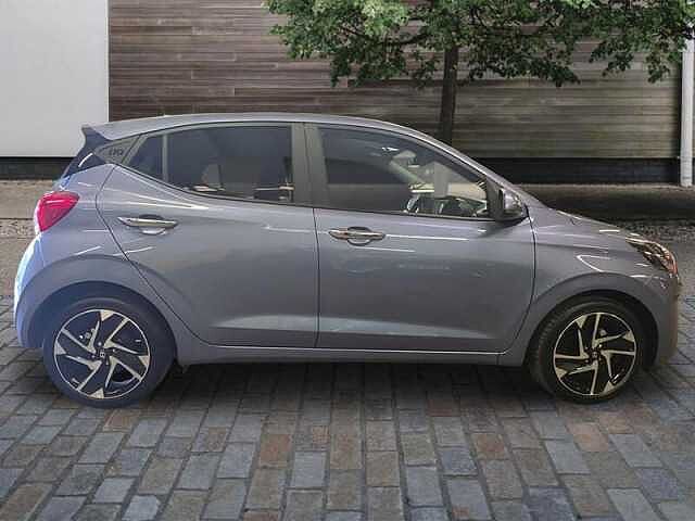 Hyundai I10 1.2 Premium 5dr Automatic Meta Blue