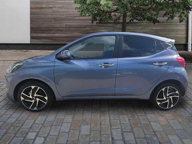 Hyundai I10 1.2 Premium 5dr Automatic Meta Blue
