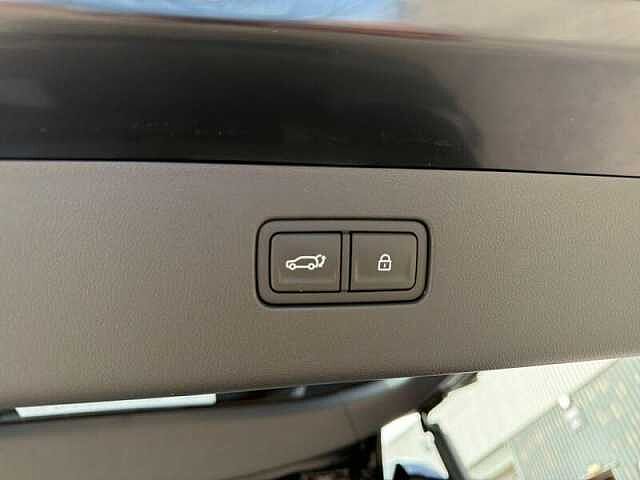 Hyundai IONIQ 9 110kWh Calligraphy 5dr 4WD Automatic