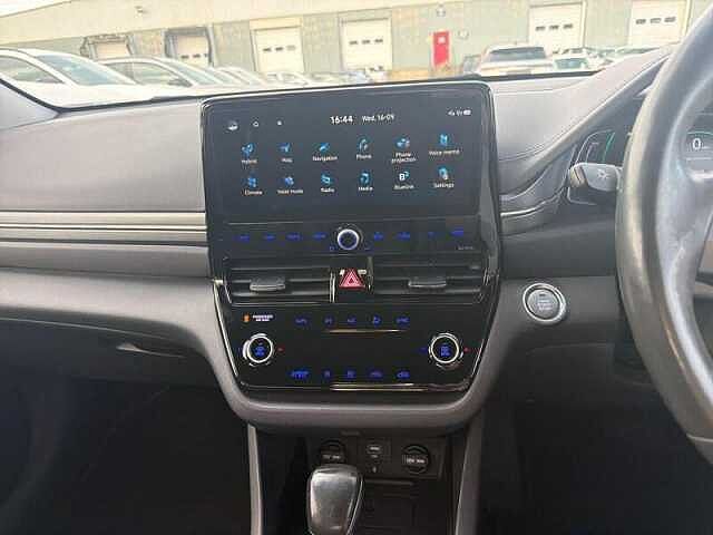 Hyundai IONIQ 1.6h-GDi Hybrid Premium SE 5dr Automatic