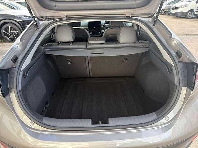 Hyundai IONIQ 1.6h-GDi Hybrid Premium SE 5dr Automatic