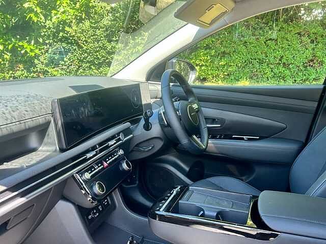 Hyundai TUCSON 1.6 T-GDi 13.8kWh Ultimate SUV 5dr Petrol Plug-in Hybrid Auto Euro 6 (s/s) (253 Black