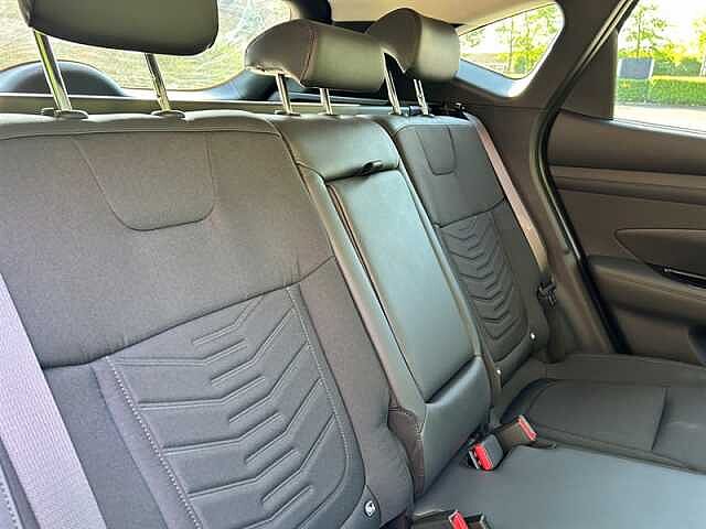 Hyundai TUCSON 1.6 T-GDi Premium SUV 5dr Petrol Manual Euro 6 (s/s) (160 ps) Blue