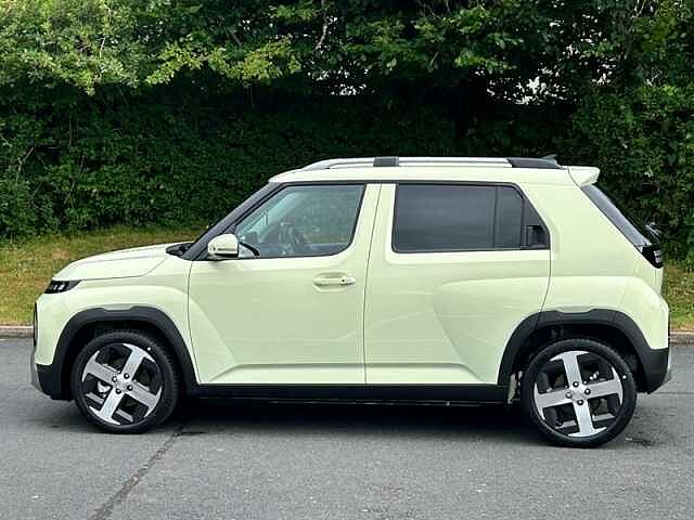 Hyundai INSTER Long Range 49kWh 02 SUV 5dr Electric Auto (115 ps) Beige