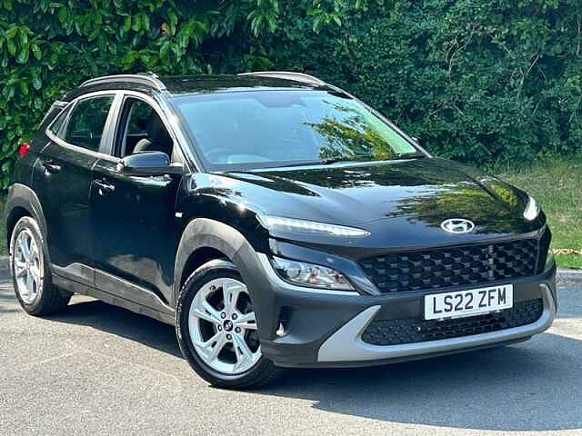 Hyundai KONA SE CONNECT T-GDI 1.0 MANUAL Black