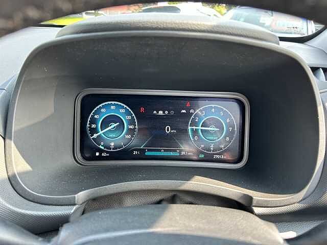 Hyundai KONA SE CONNECT T-GDI 1.0 MANUAL Black