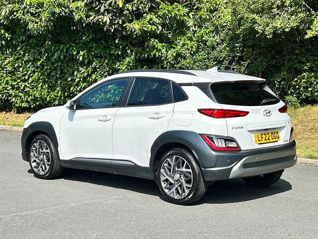Hyundai KONA 1.6 h-GDi Premium SUV 5dr Petrol Hybrid DCT Euro 6 (s/s) (141 ps) White