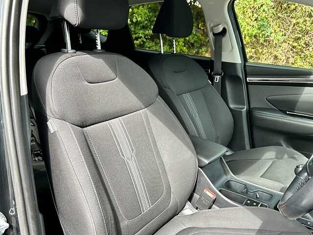 Hyundai TUCSON 1.6 T-GDi Premium SUV 5dr Petrol Manual Euro 6 (s/s) (150 ps) Black