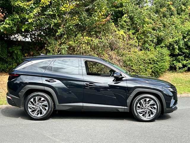 Hyundai TUCSON 1.6 T-GDi Premium SUV 5dr Petrol Manual Euro 6 (s/s) (150 ps) Black