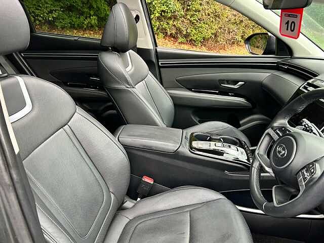 Hyundai TUCSON 1.6 h T-GDi Ultimate SUV 5dr Petrol Hybrid Auto Euro 6 (s/s) (230 ps) Grey