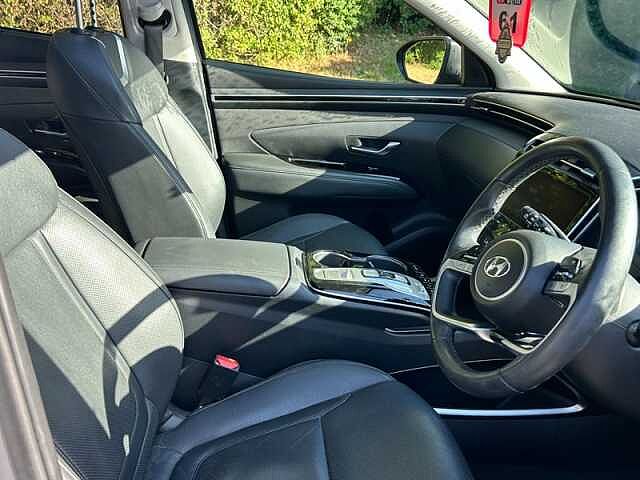 Hyundai TUCSON 1.6 h T-GDi 13.8kWh Ultimate SUV 5dr Petrol Plug-in Hybrid Auto 4WD Euro 6 (s/s) Silver