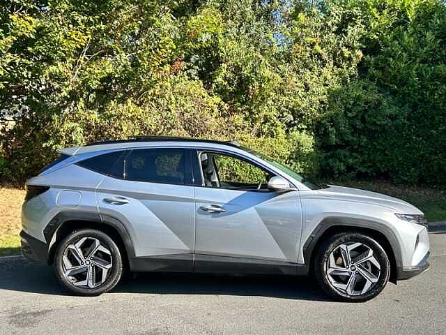 Hyundai TUCSON 1.6 h T-GDi 13.8kWh Ultimate SUV 5dr Petrol Plug-in Hybrid Auto 4WD Euro 6 (s/s) Silver