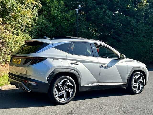 Hyundai TUCSON 1.6 h T-GDi 13.8kWh Ultimate SUV 5dr Petrol Plug-in Hybrid Auto 4WD Euro 6 (s/s) Silver