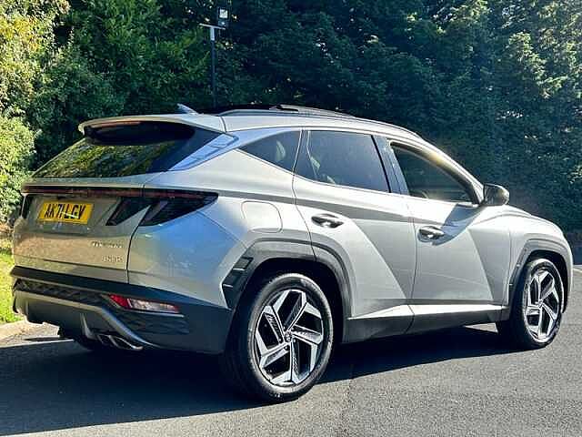 Hyundai TUCSON 1.6 h T-GDi 13.8kWh Ultimate SUV 5dr Petrol Plug-in Hybrid Auto 4WD Euro 6 (s/s) Silver