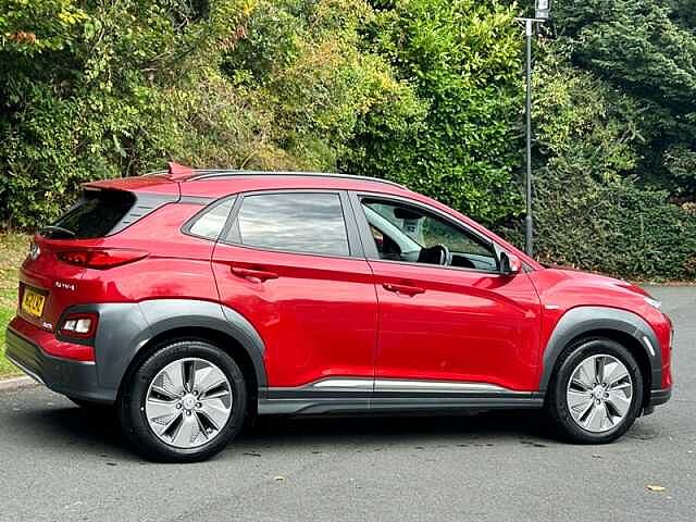 Hyundai KONA 64kWh Premium SE SUV 5dr Electric Auto (7kW Charger) (204 ps) Red