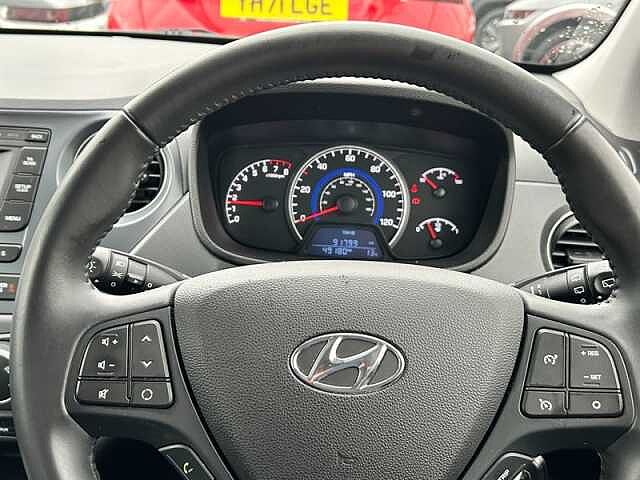 Hyundai I10 1.2 SE Hatchback 5dr Petrol Manual Euro 6 (87 ps) White