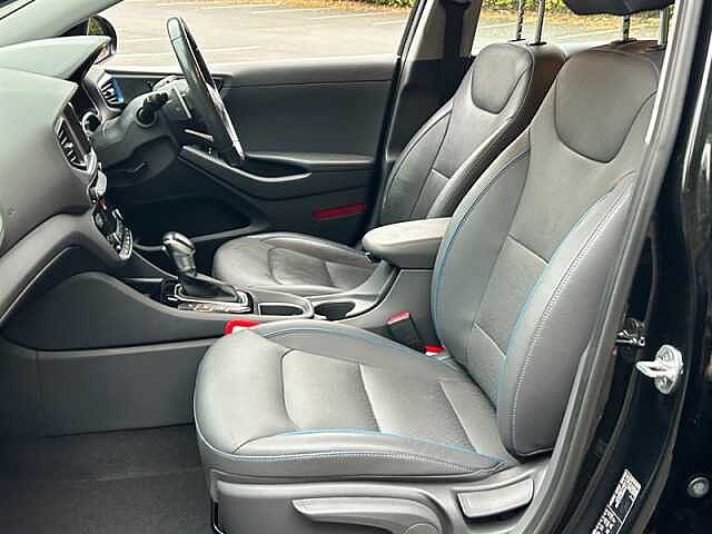 Hyundai IONIQ 1.6 h-GD GPFi 8.9kWh Premium SE Hatchback 5dr Petrol Plug-in Hybrid DCT Euro 6 ( Black