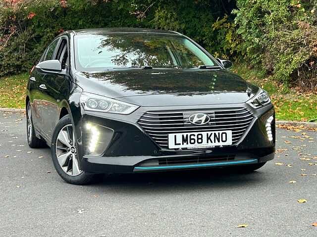 Hyundai IONIQ 1.6 h-GD GPFi 8.9kWh Premium SE Hatchback 5dr Petrol Plug-in Hybrid DCT Euro 6 ( Black