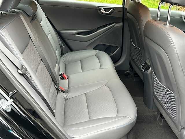 Hyundai IONIQ 1.6 h-GD GPFi 8.9kWh Premium SE Hatchback 5dr Petrol Plug-in Hybrid DCT Euro 6 ( Black