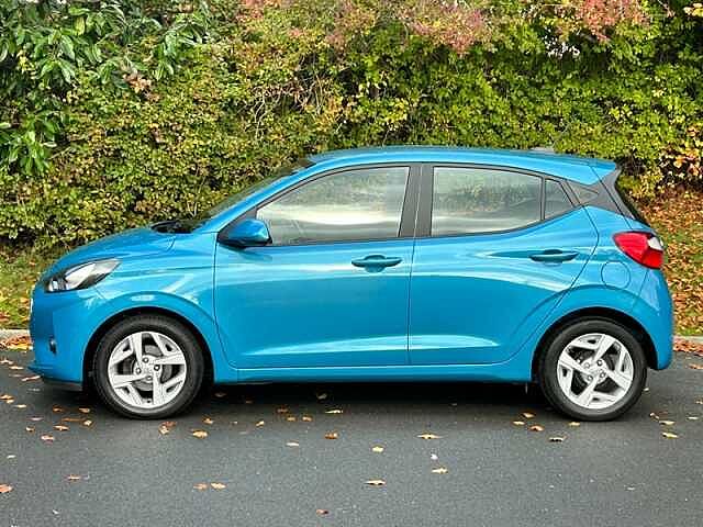 Hyundai I10 1.2 SE Connect Hatchback 5dr Petrol Auto Euro 6 (s/s) (84 ps) Blue