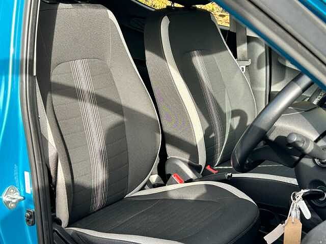 Hyundai I10 1.2 SE Connect Hatchback 5dr Petrol Auto Euro 6 (s/s) (84 ps) Blue