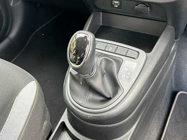 Hyundai I10 1.2 SE Connect Hatchback 5dr Petrol Auto Euro 6 (s/s) (84 ps) Blue