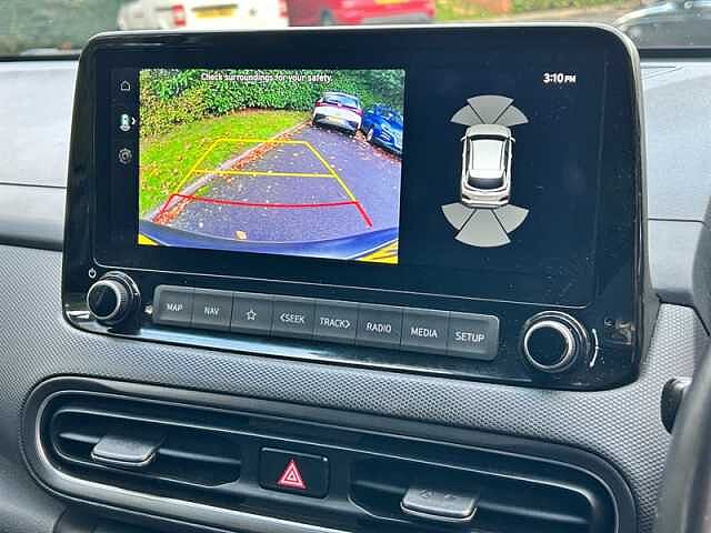 Hyundai KONA 1.6 h-GDi Premium SUV 5dr Petrol Hybrid DCT Euro 6 (s/s) (141 ps) Black