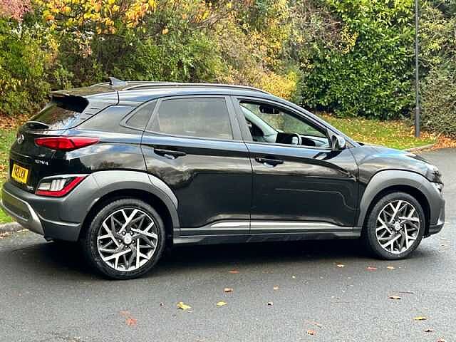 Hyundai KONA 1.6 h-GDi Premium SUV 5dr Petrol Hybrid DCT Euro 6 (s/s) (141 ps) Black