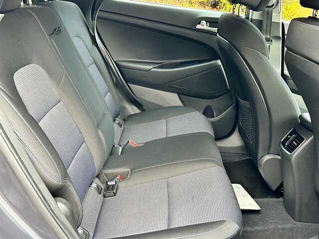 Hyundai TUCSON 1.6 GDi Blue Drive SE Nav SUV 5dr Petrol Manual Euro 6 (s/s) (132 ps)
