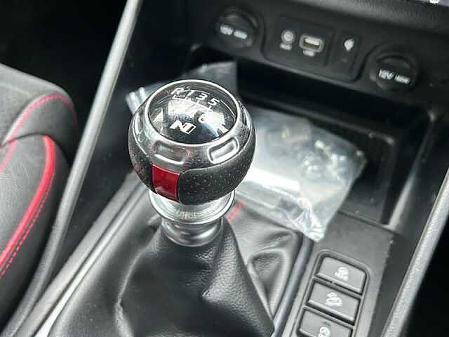 Hyundai TUCSON 1.6 T-GDi N Line SUV 5dr Petrol Manual Euro 6 (s/s) (177 ps) White