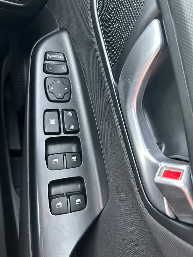 Hyundai KONA 1.6 h-GDi Premium SUV 5dr Petrol Hybrid DCT Euro 6 (s/s) (141 ps) Red